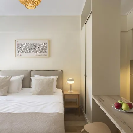 Renovated With Sea View In Palaio Faliro